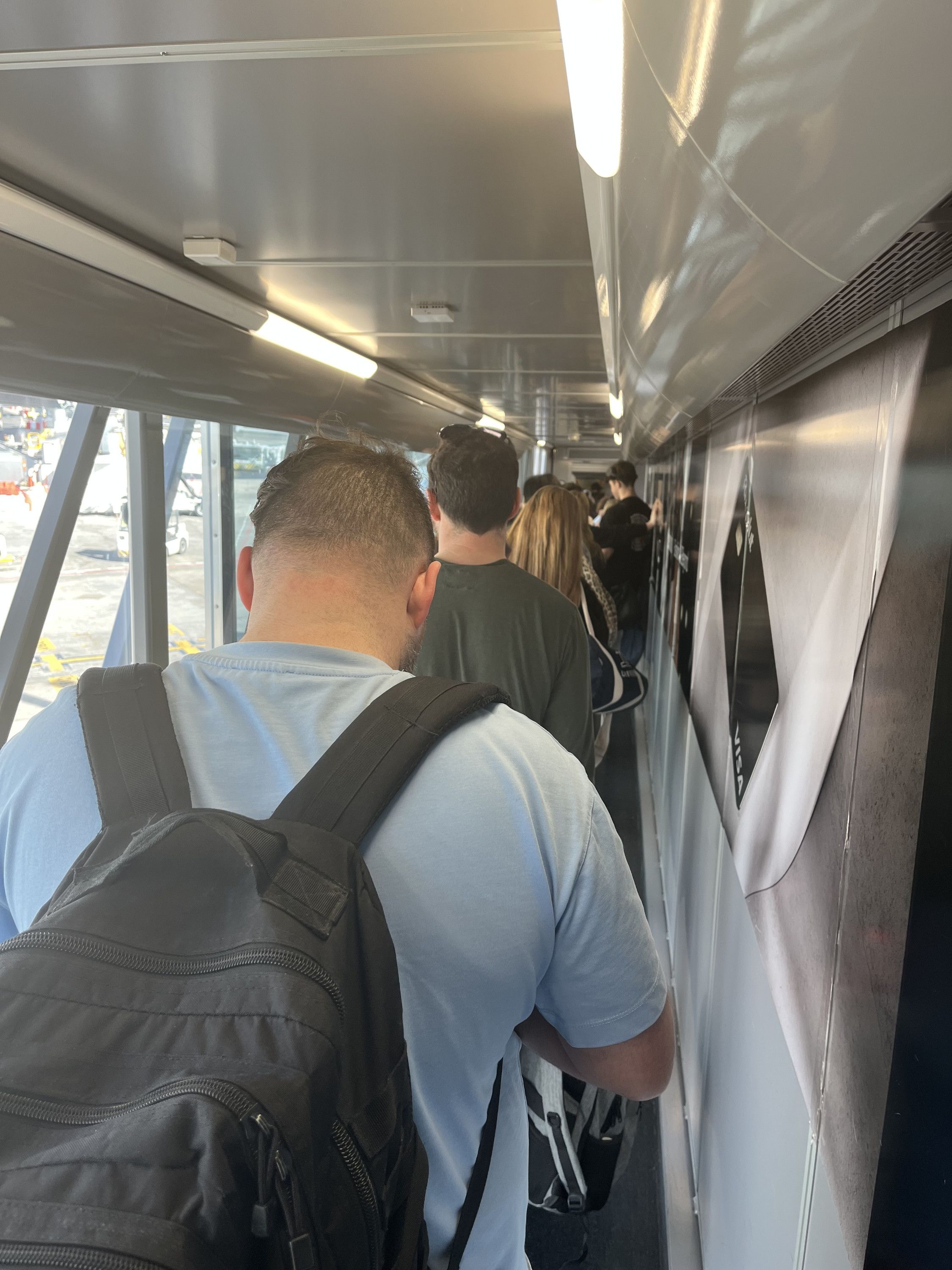 Complaining about Madrid Airport.  #Audio365     38/365.   #omaniBilbao
